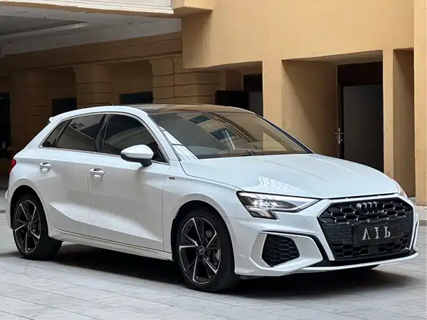 Audi A3 2022, фото 21