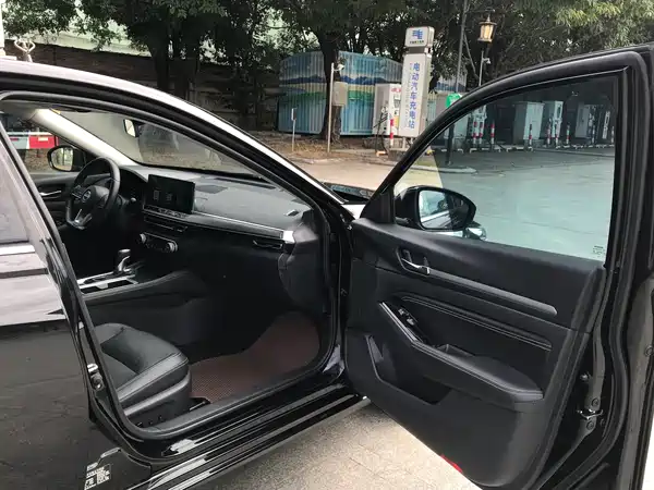 Nissan Teana 2022, фото 5