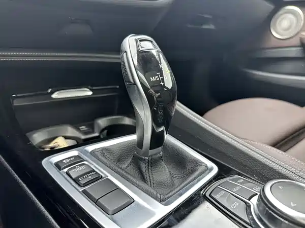 BMW 1 Series 2022, фото 15