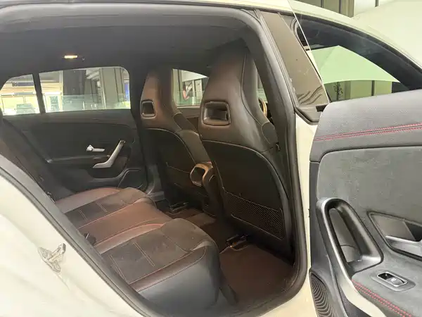 Mercedes-Benz CLA 2022, фото 8