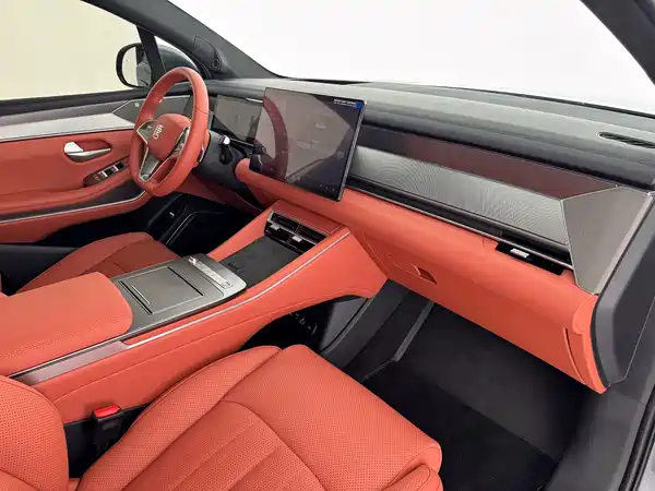 BYD Tang L 2025, фото 8