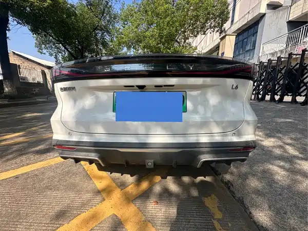 Geely Galaxy L6 2024, фото 6