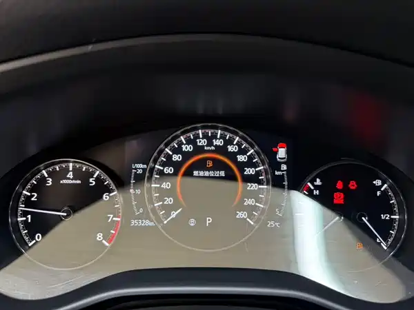 Mazda CX-50 2023, фото 8