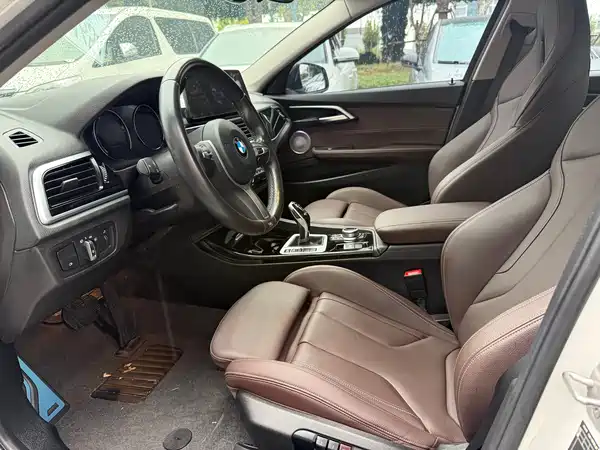 BMW 1 Series 2022, фото 3
