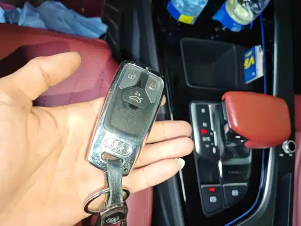 Audi A4L 2023, фото 11
