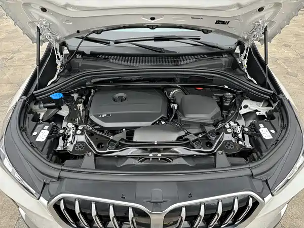 BMW X1 2023, фото 10
